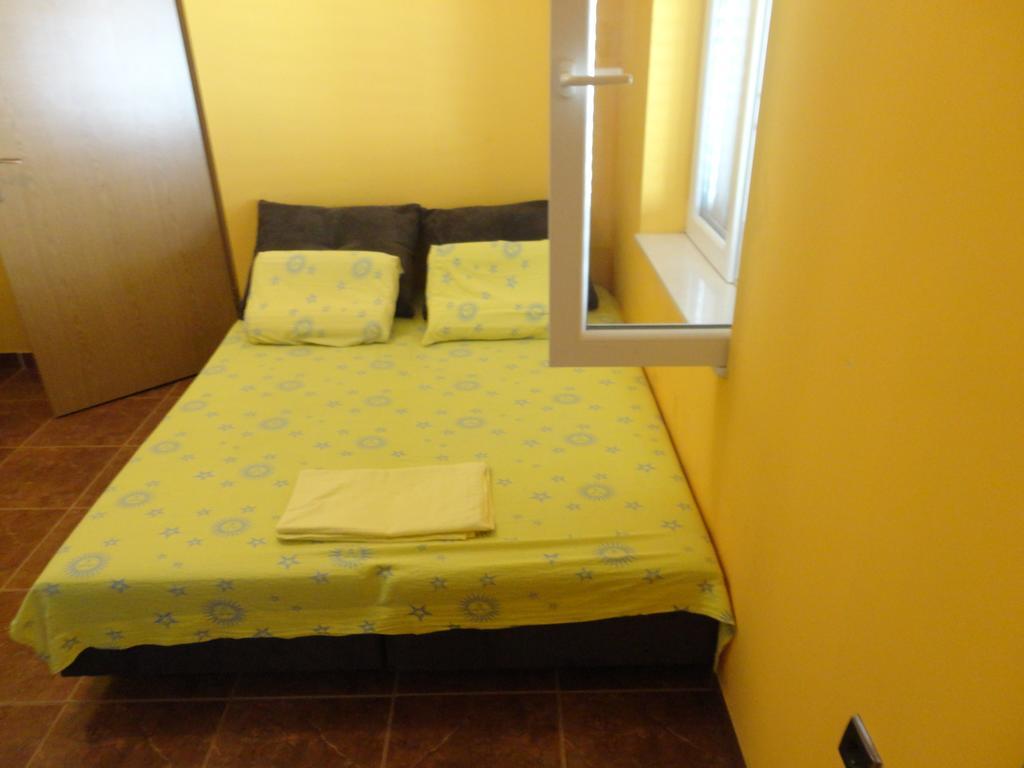 Apartment Ivana Biograd Na Moru Exterior photo